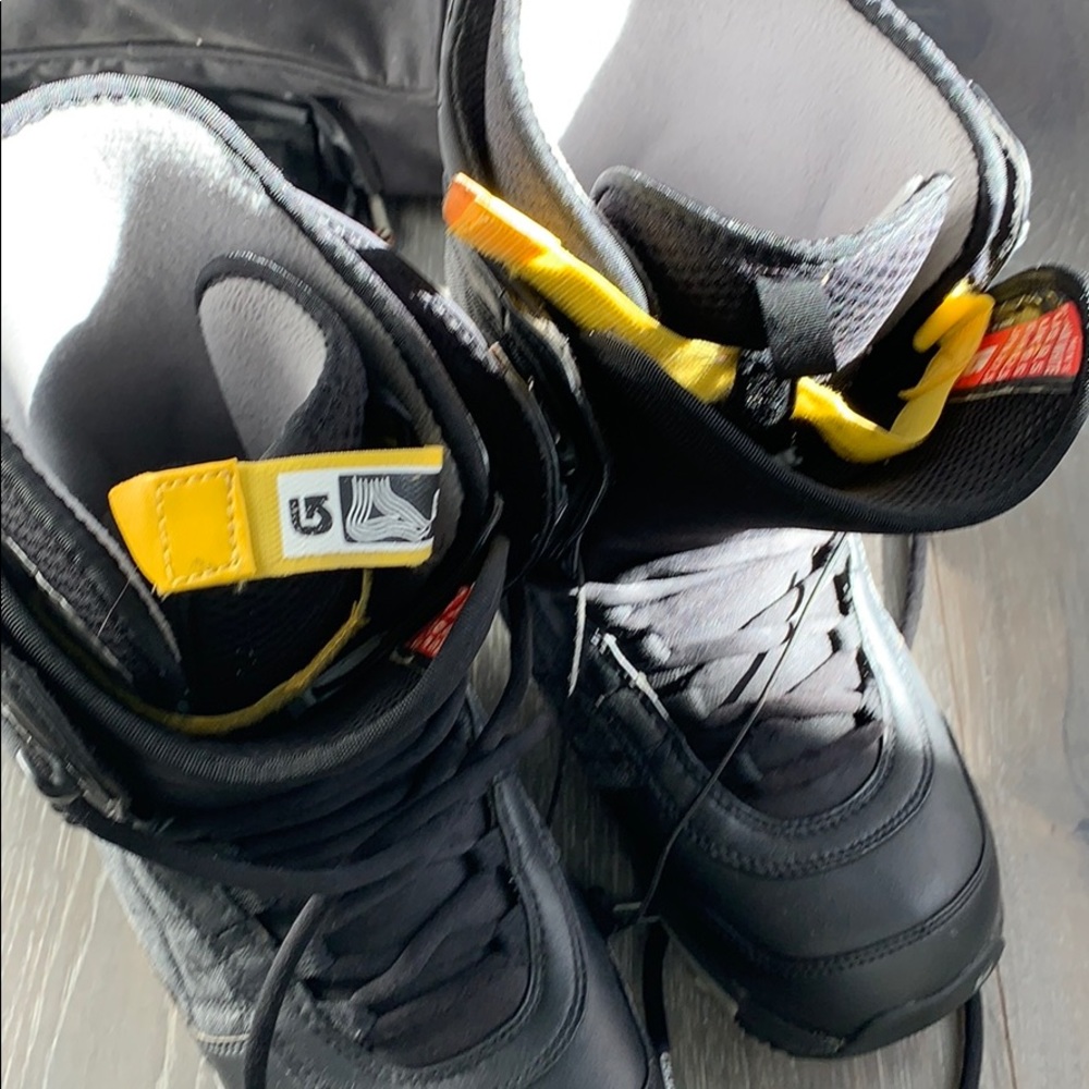 Ahí boots Burton
